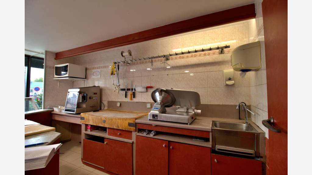 Vente boucherie traiteur en plein bourg de Pipriac