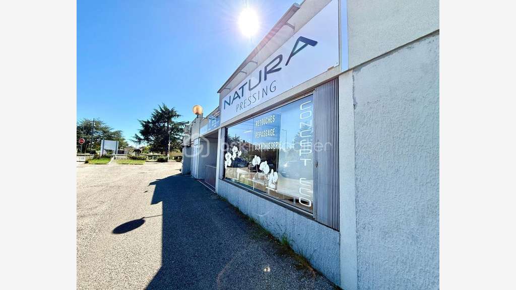 Vente pressing centre commercial de Chassieu 