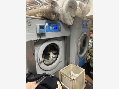 Vente pressing aqua de quartier à Paris 75015