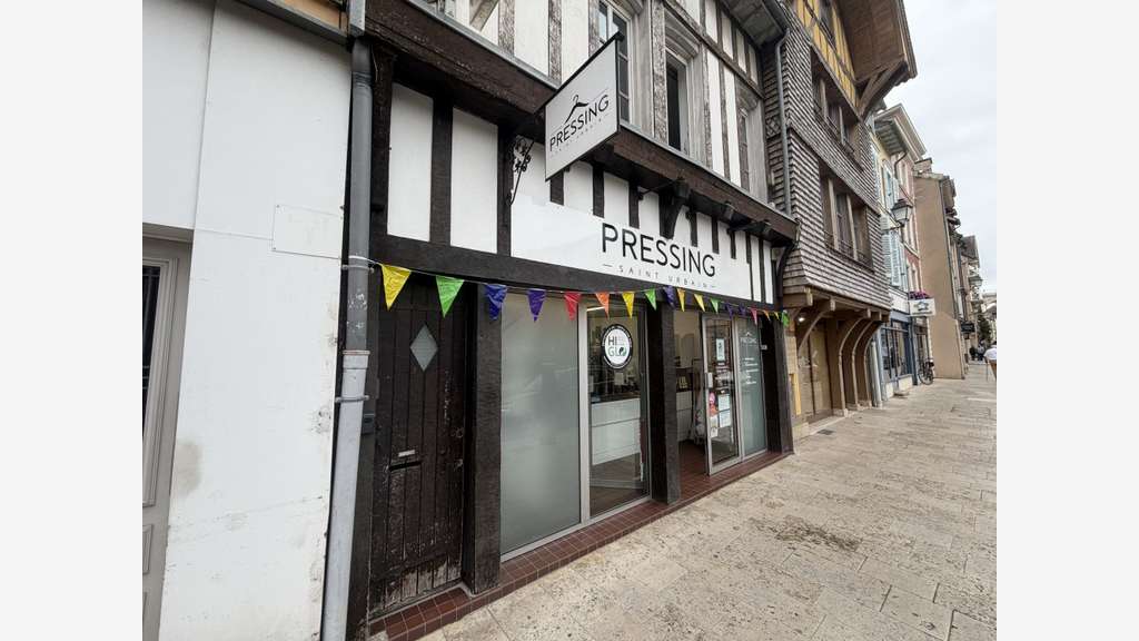 Vente pressing en hyper centre de Troyes