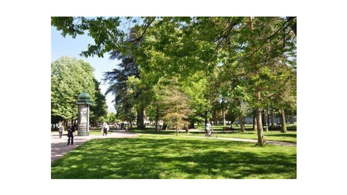 Fonds de commerce restaurant à vendre Chambéry 73