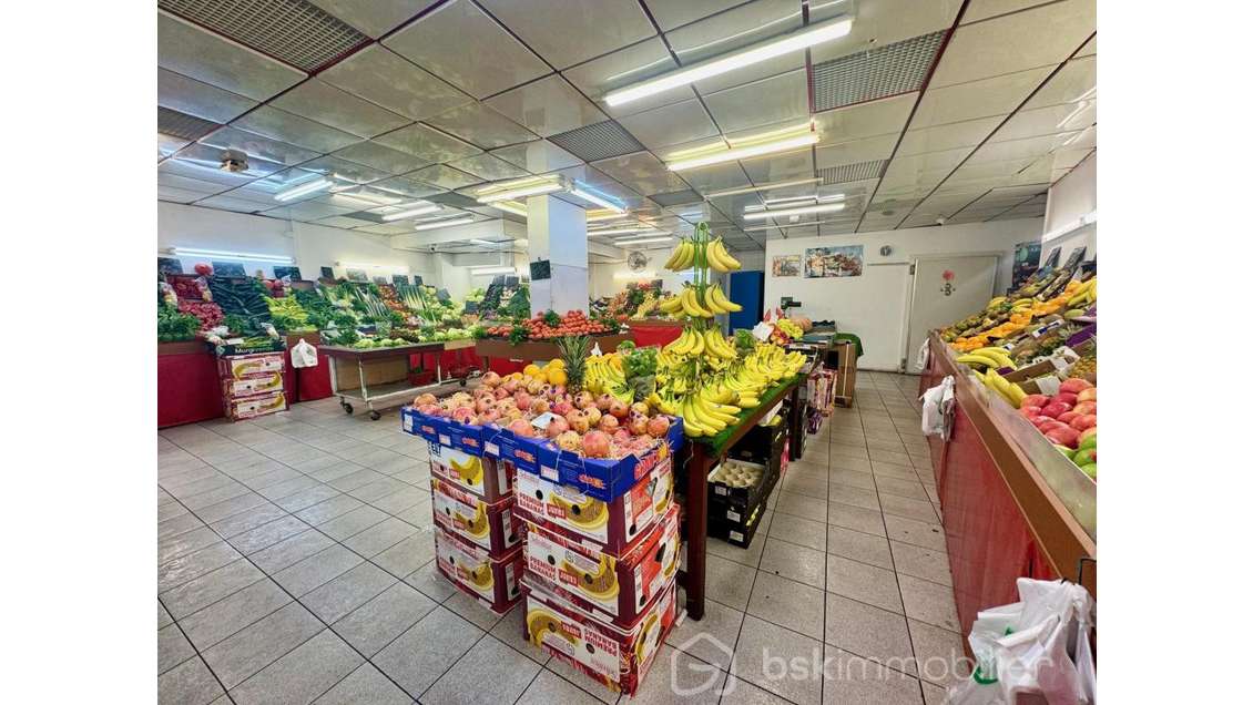 Vente magnifique magasin à Saint-Denis