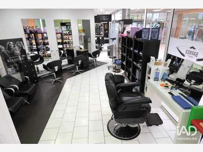 Vente salon de coiffure à Saint-Parres-Aux-Tertres
