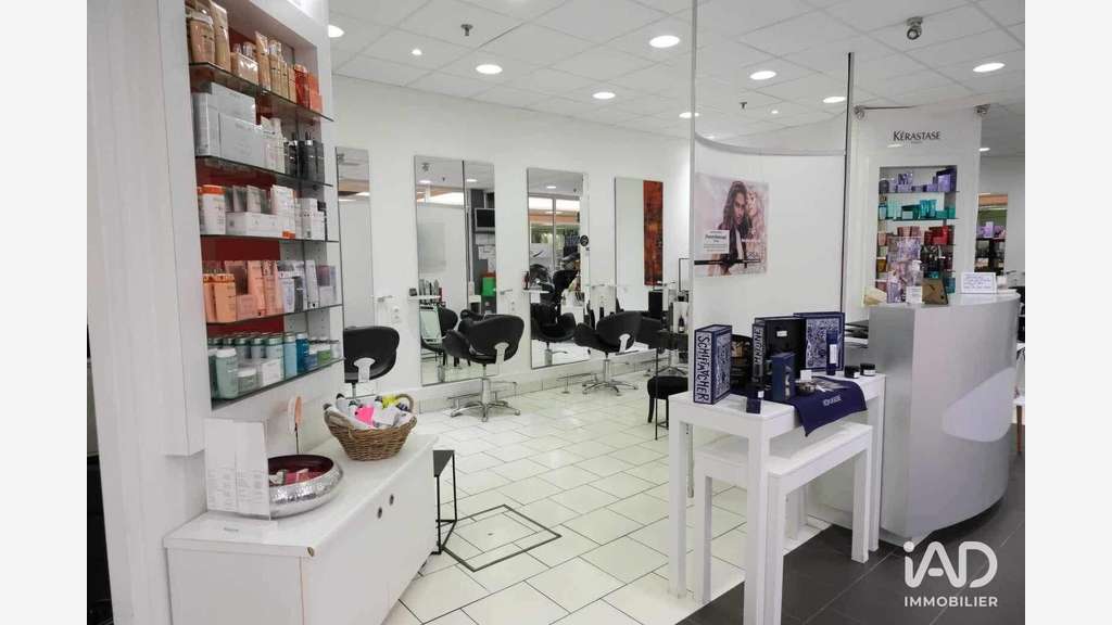 Vente salon de coiffure à Saint-Parres-Aux-Tertres