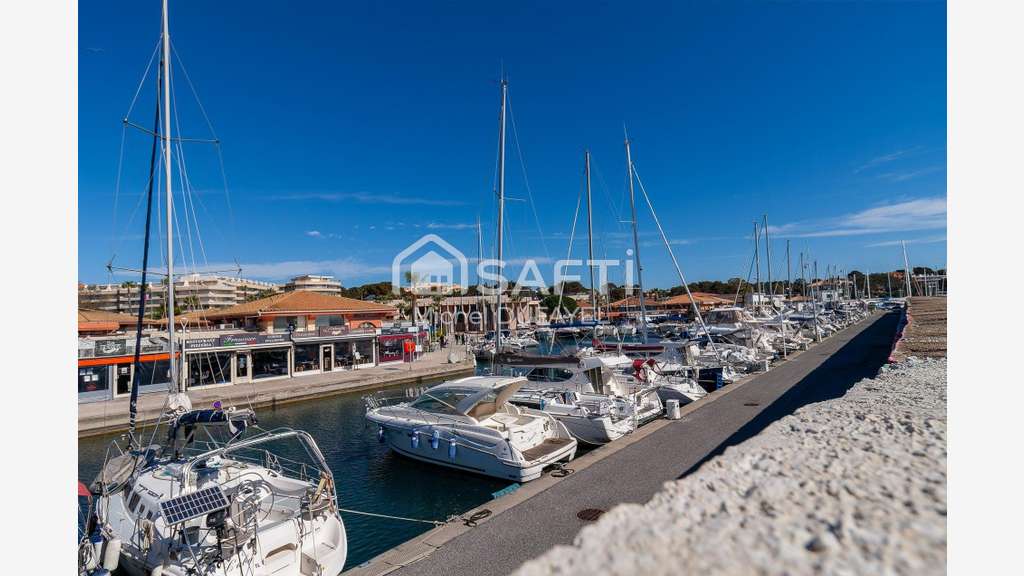A vendre restaurant Lic IV 157m² à Saint-Raphaël