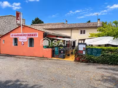 Bar-restaurant sur la route des Gorges d’Ardèche
