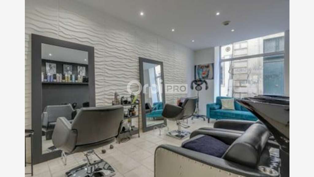 Salon de coiffure à vendre à Avignon centre 
