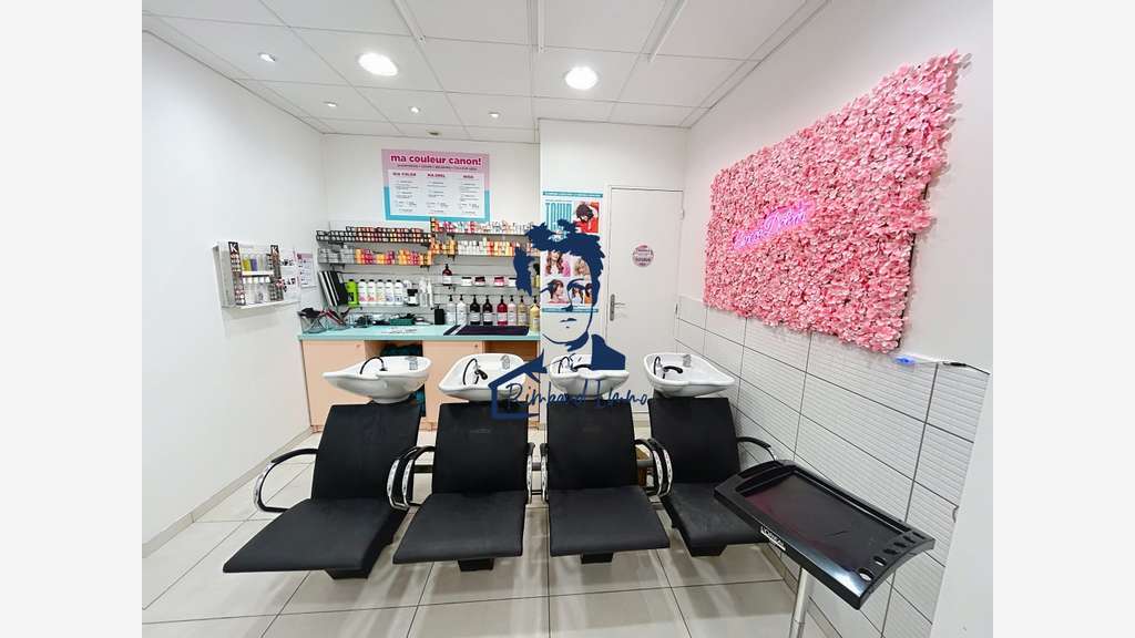 Opportunité rare salon en hyper centre Charleville