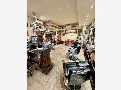 A vendre salon de coiffure barbier à Hyères