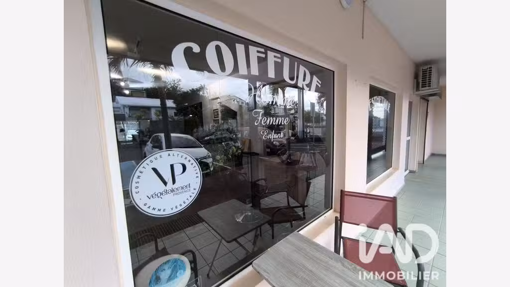 Vente salon de coiffure + institut à Petite-Île