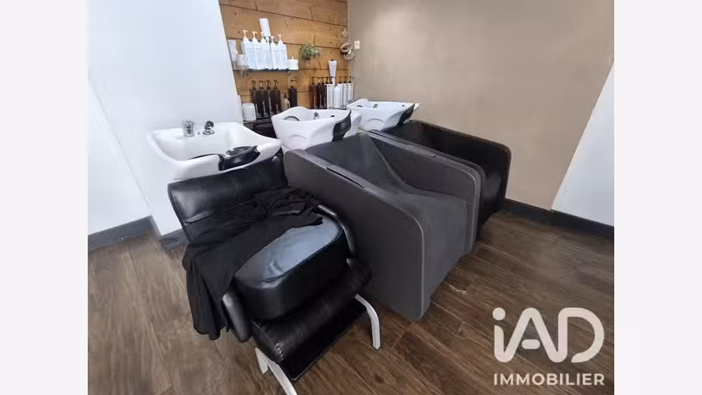 Vente salon de coiffure + institut à Petite-Île