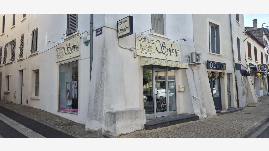 Salon de coiffure historique à vendre à Lezoux