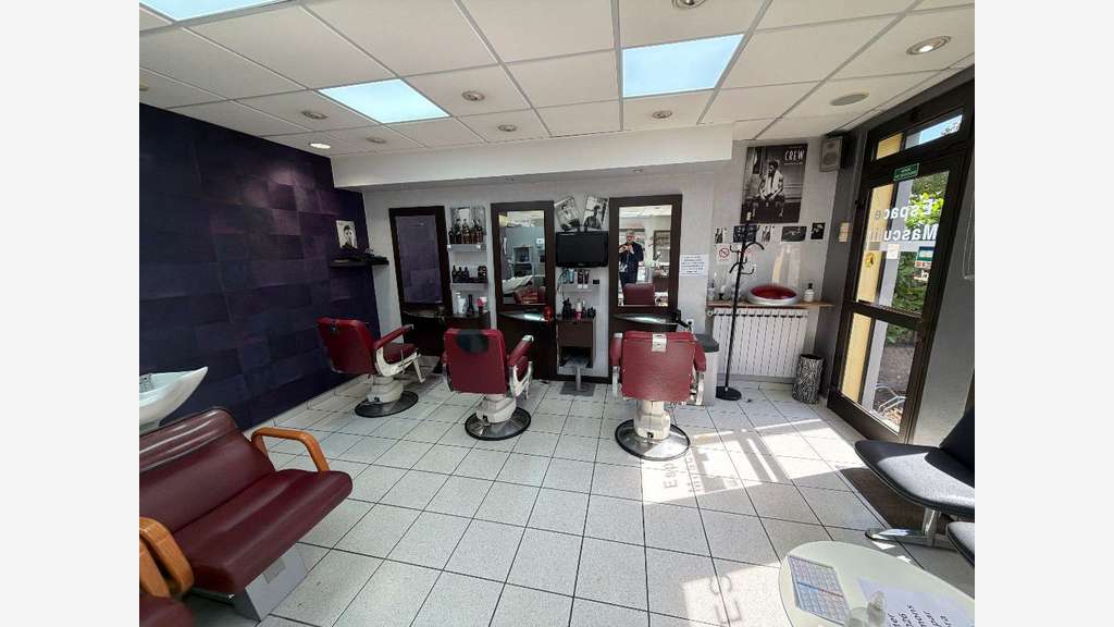 Salon de coiffure mixte à vendre à Valentigney 25