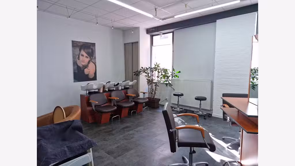 Vente salon de coiffure 5 postes à Roanne