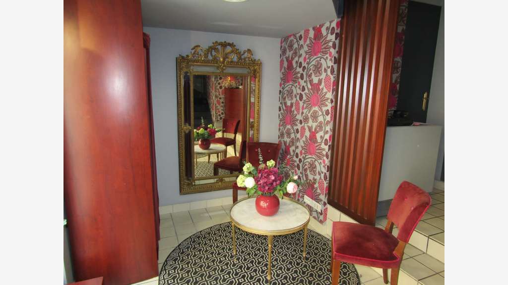 Vente beau salon de coiffure à Sarlat