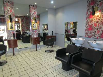 Vente beau salon de coiffure à Sarlat