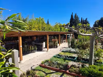 A vendre jardinerie reconnue sur Salon de Provence