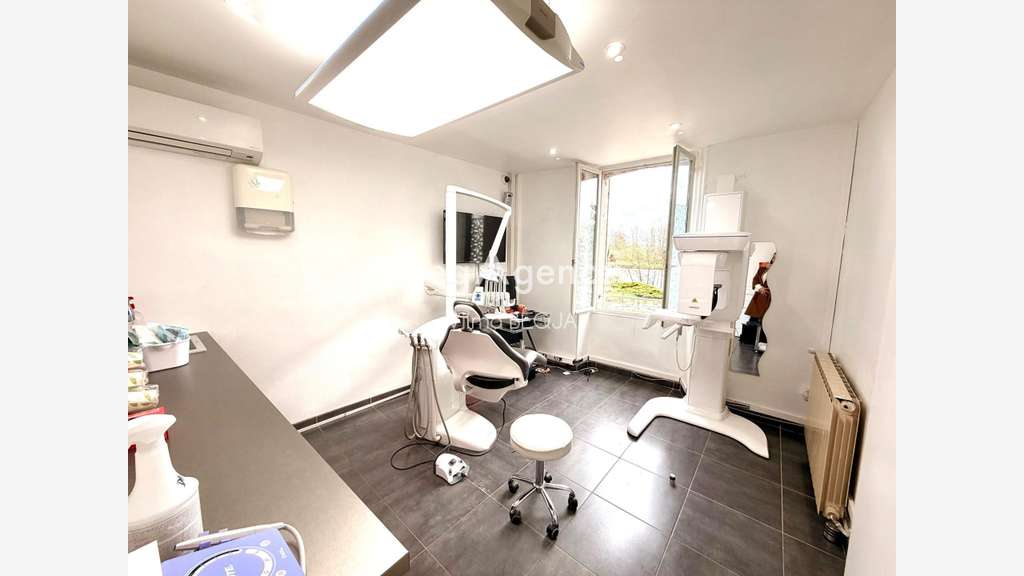 Vente cabinet dentaire murs et FDC Pont-Sur-Yonne