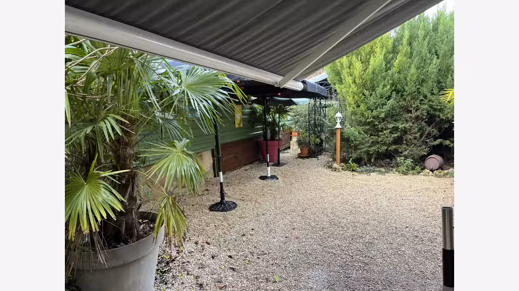 Vente bar restaurant en centre ville historique 21