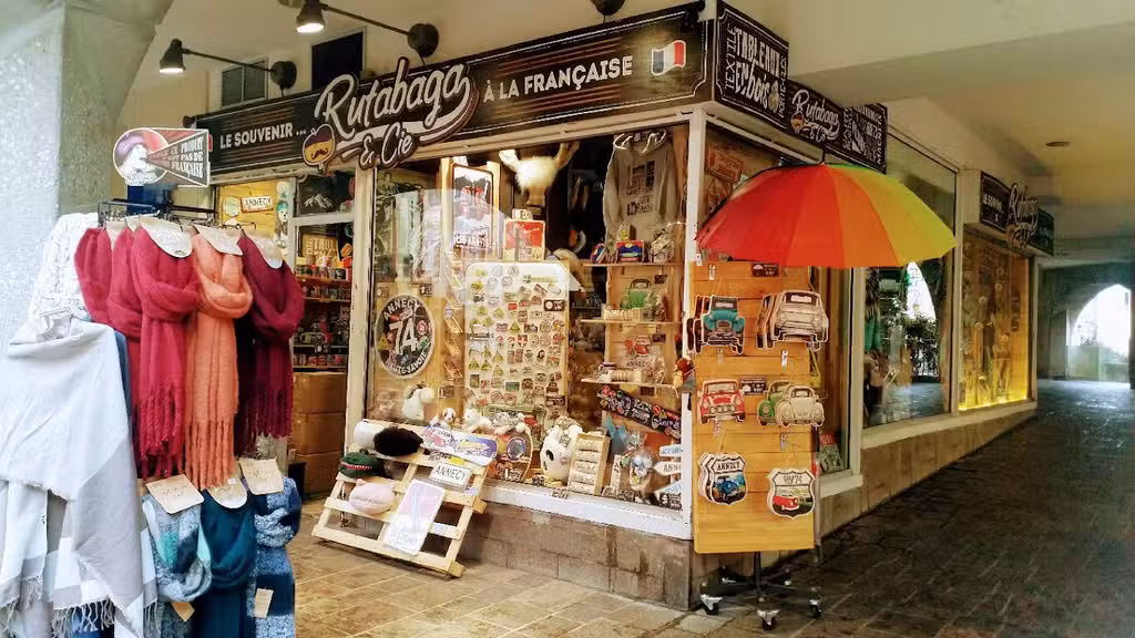 Vente fonds de commerce souvenirs à Annecy centre