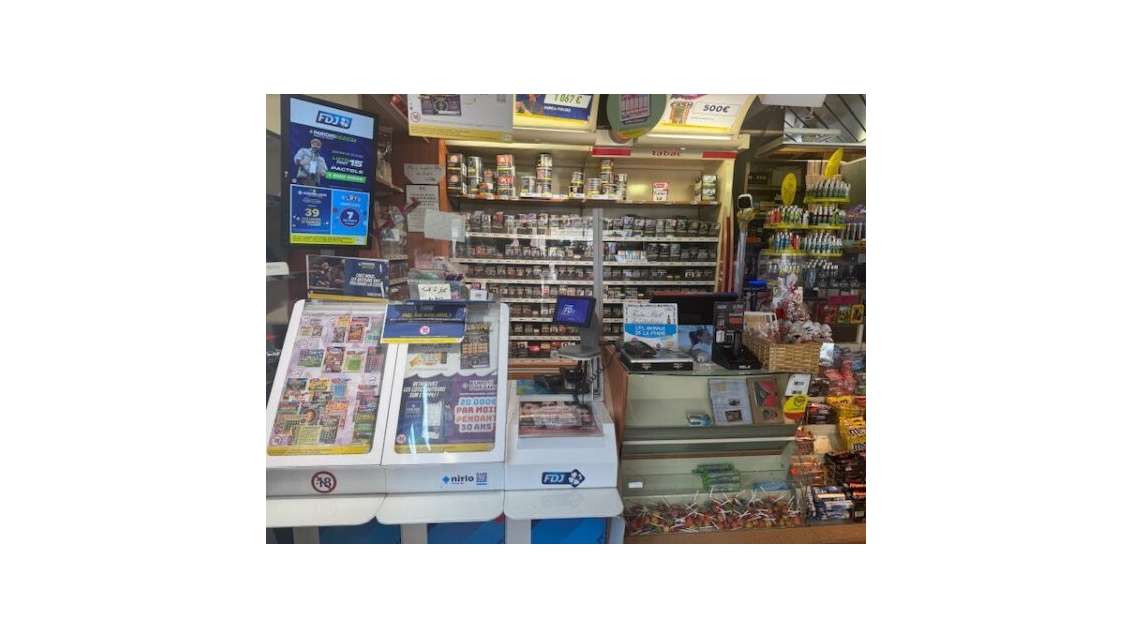 Vente FDC Tabac Loto Cadeaux Souvenirs dept Ain