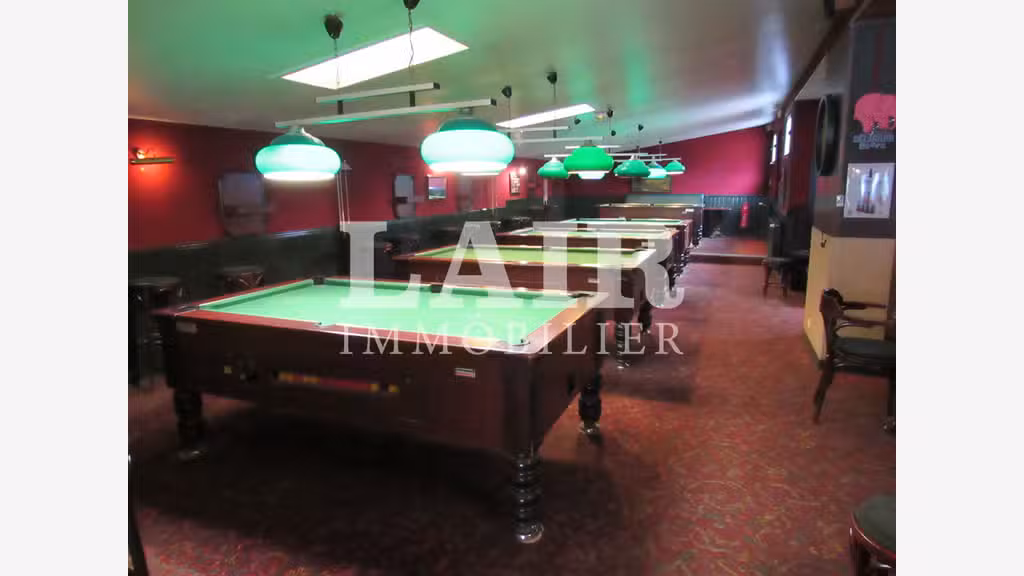 A vendre bar-pub-salle de billard à Argentan