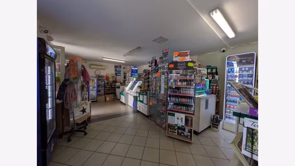 FDC Tabac Presse Jeux à vendre à Cérons