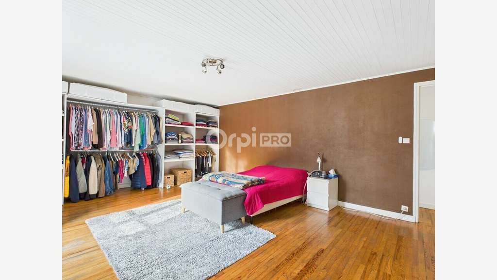 FDC tabac presse avec logement à vendre à Gières