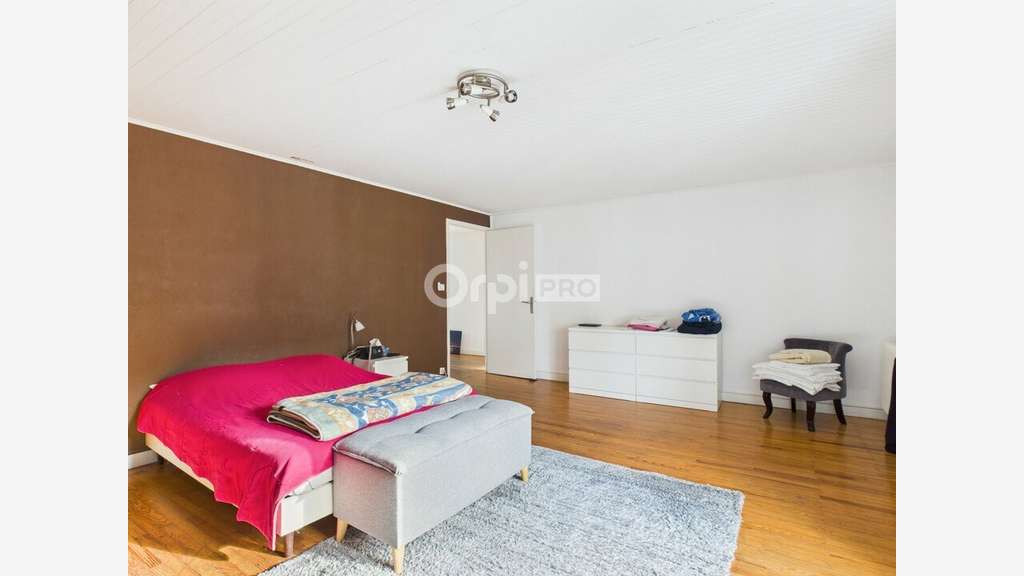 FDC tabac presse avec logement à vendre à Gières