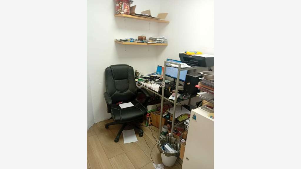 FDC tabac presse avec logement à vendre à Gières