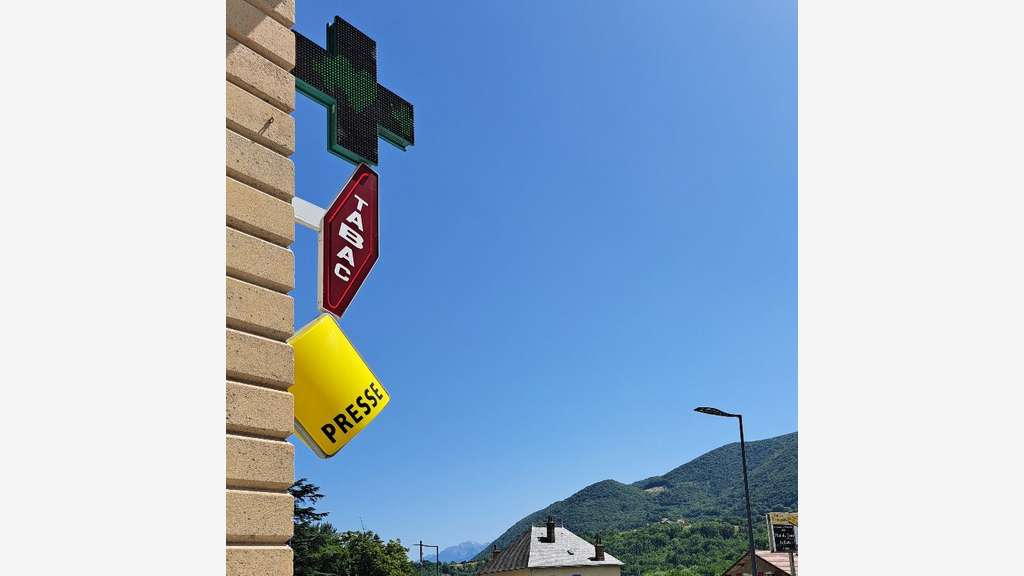 AV FDC tabac FDJ village dynamique 30km Grenoble