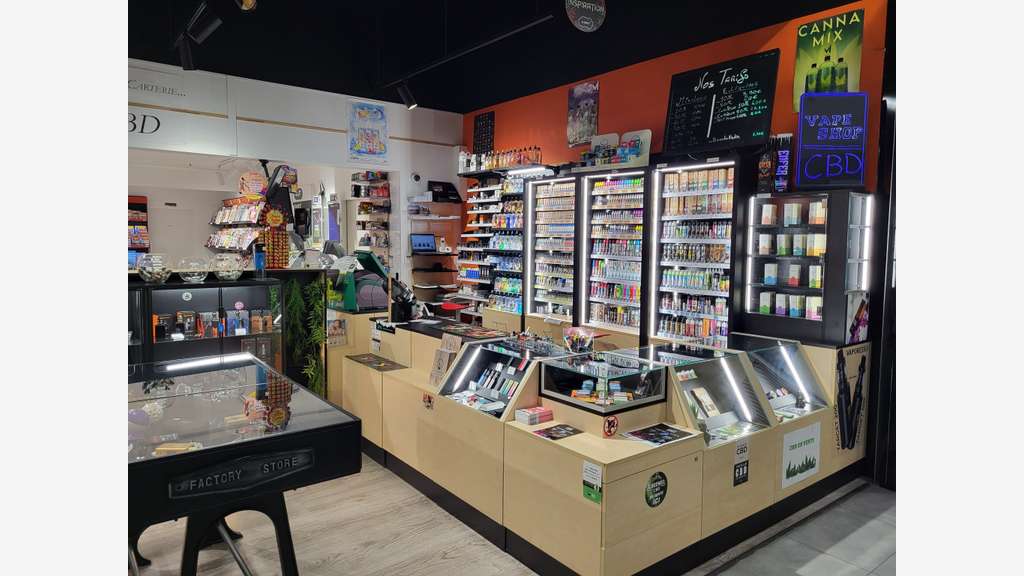 Vente très belle affaire vape presse FDJ à St Malo