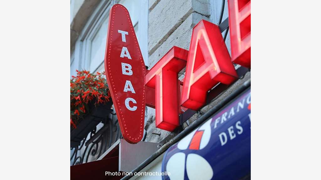 AV FDC Tabac Presse Loto Empl n°1 Saône et Loire