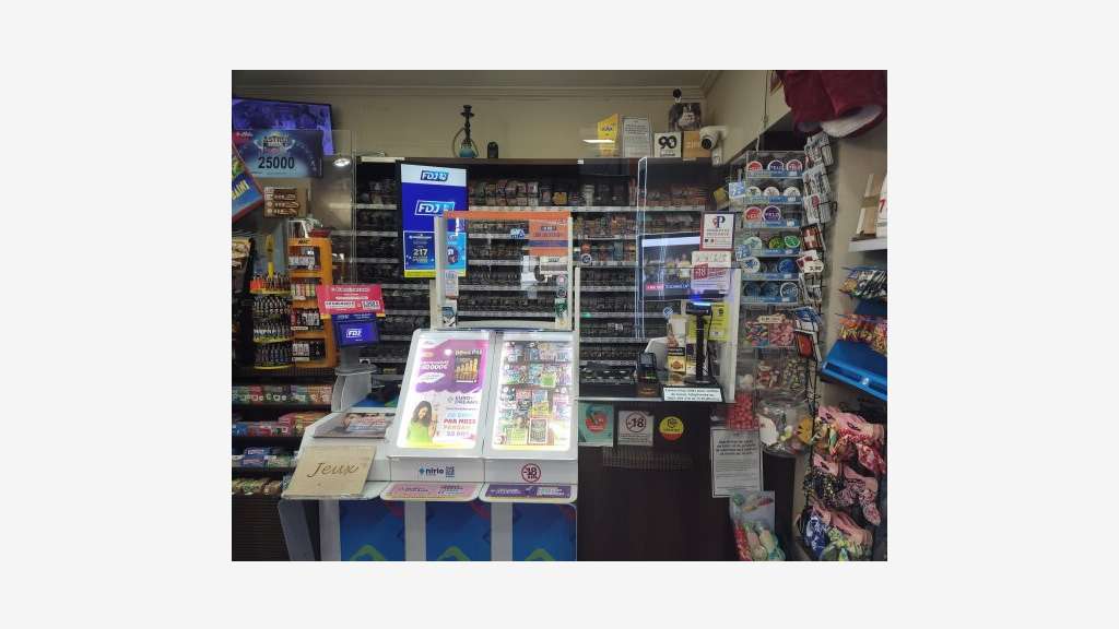 Vente FDC Tabac Loto Cadeaux Souvenirs en Savoie