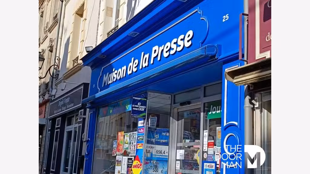 Vente FDC Maison de la presse cité de caractère 61