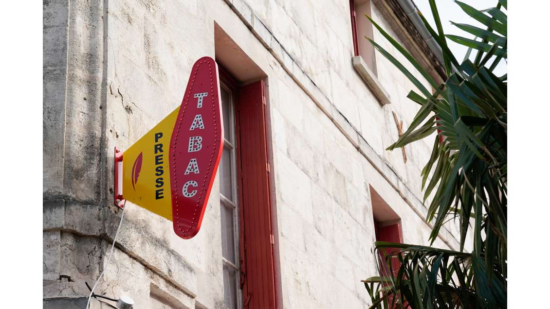 AV FDC tabac FDJ presse avec appartement Villejuif