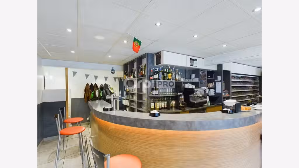 Fonds tabac bar restaurant à vendre à Email