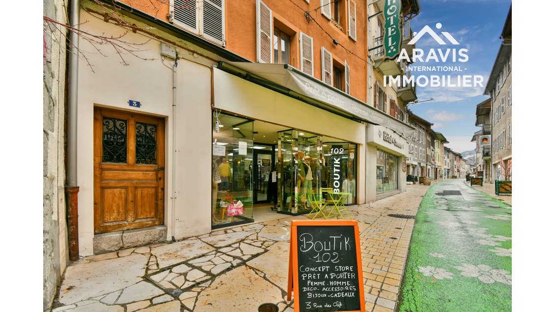 A vendre commerce d'exception au cœur de Thônes