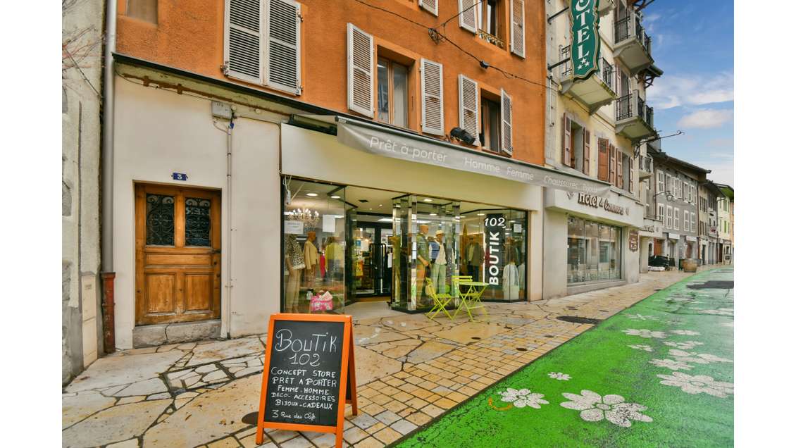 A vendre commerce d'exception au cœur de Thônes