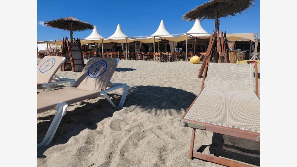 Cède Club de plage restauration & bar à Torreilles