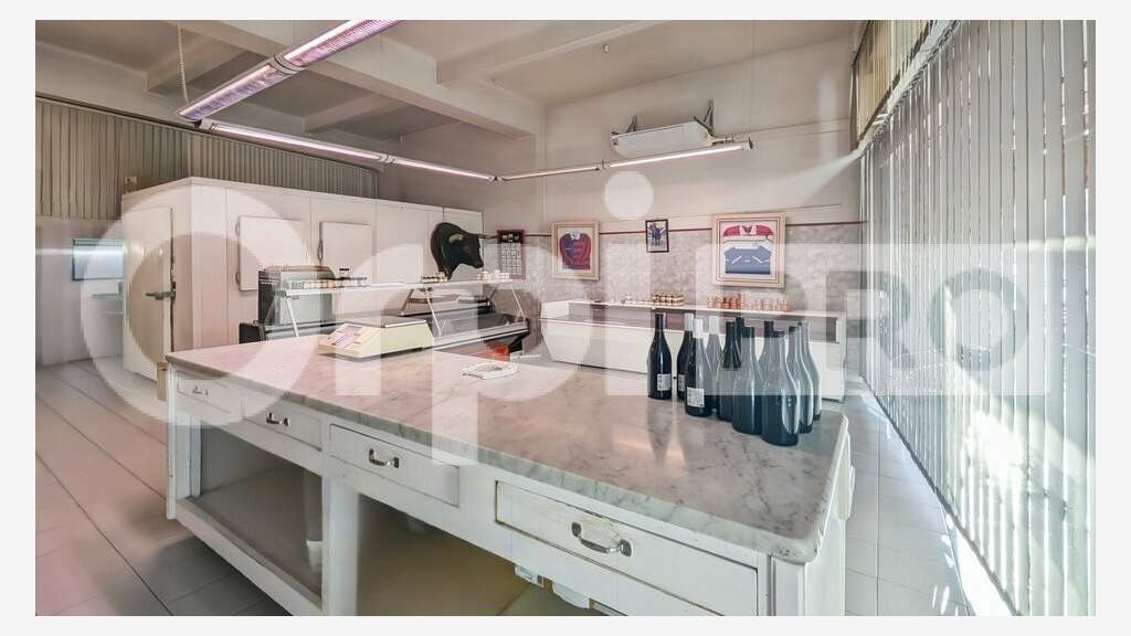 Vente boucherie charcuterie 160m² à Béziers Centre