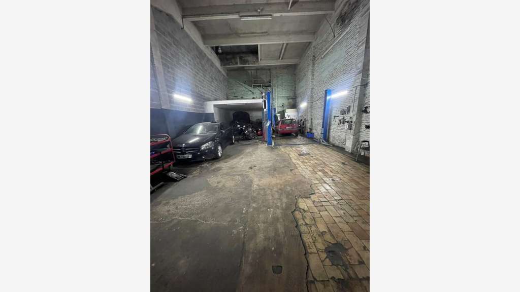 Activité commerciale Hangar 108m2 - 85000 euros