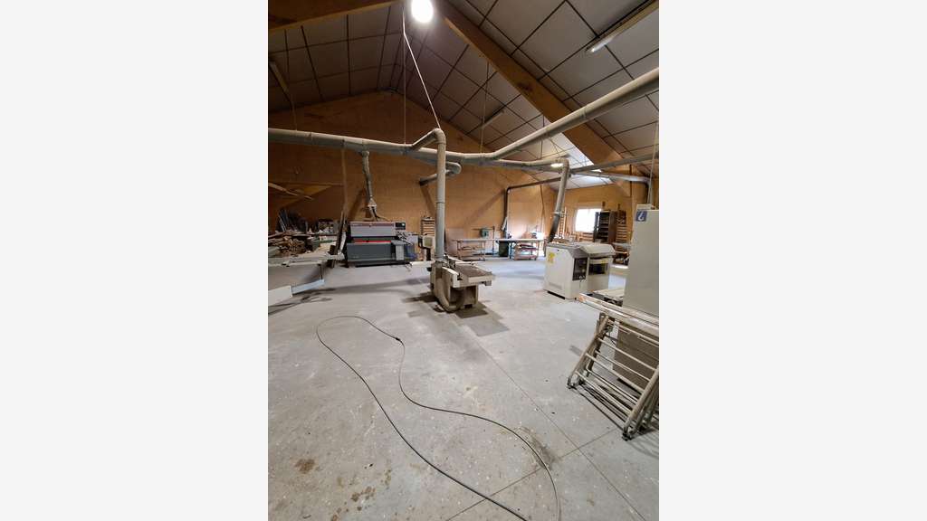 Vente FDC menuiserie à Bagnoles de l'Orne