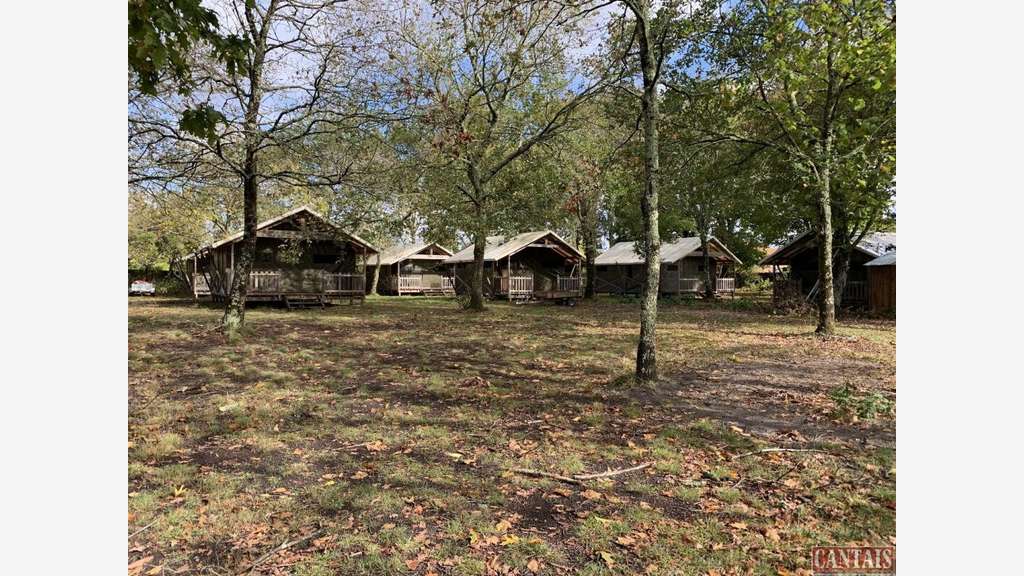 Vente gîte + quelques lodges et logement Landes