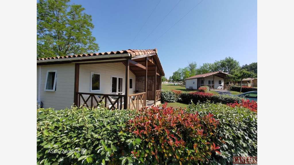 Vente gîte sur 5 hectares axe Aubenas Alès