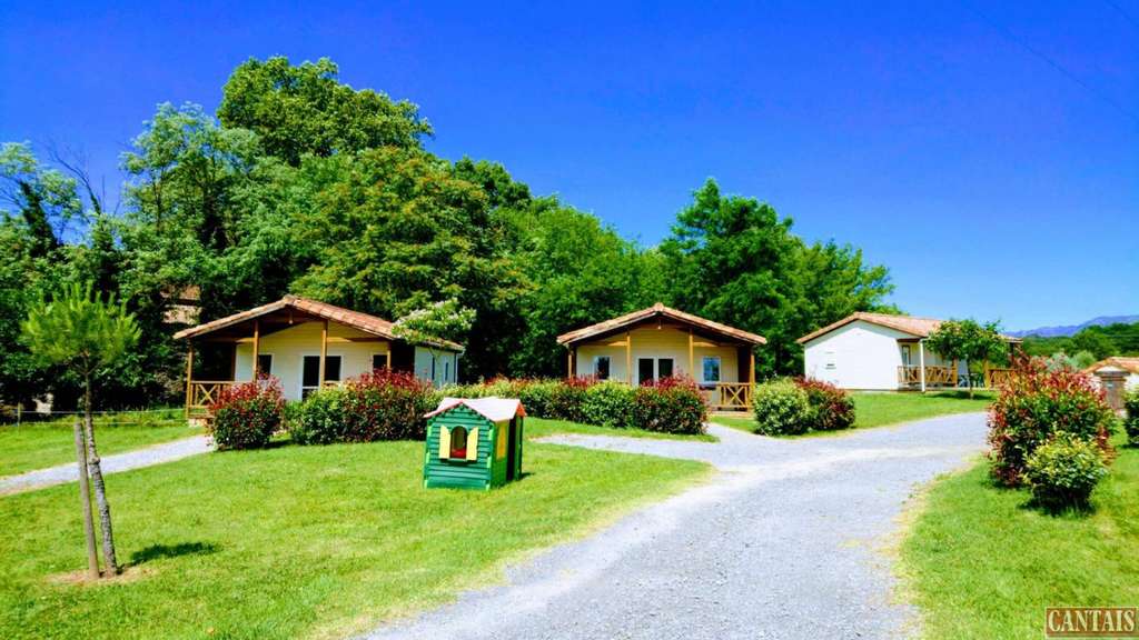Vente gîte sur 5 hectares axe Aubenas Alès