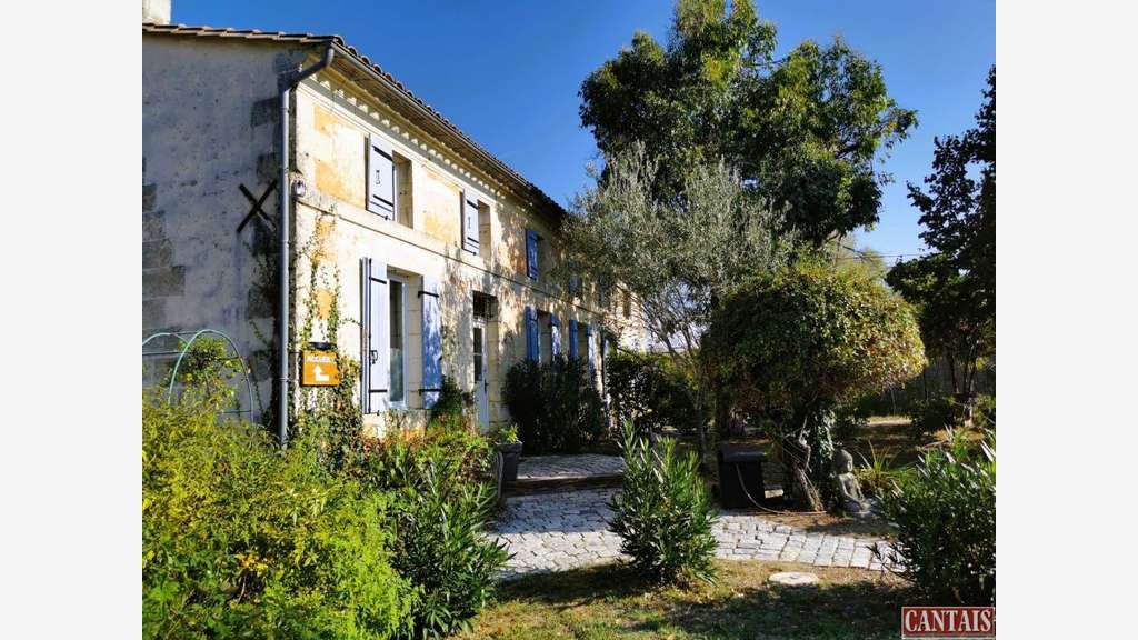 Vente gîte sur axe Bordeaux La Rochelle