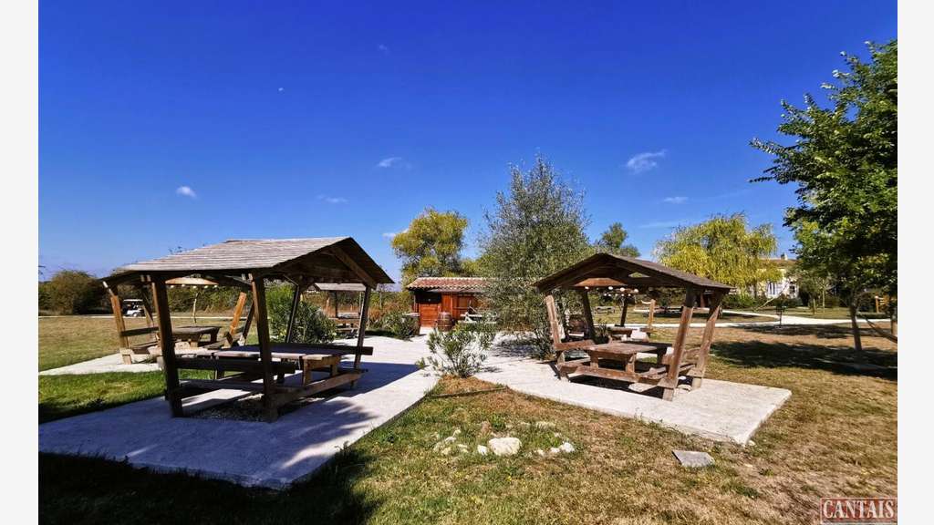 Vente gîte sur axe Bordeaux La Rochelle