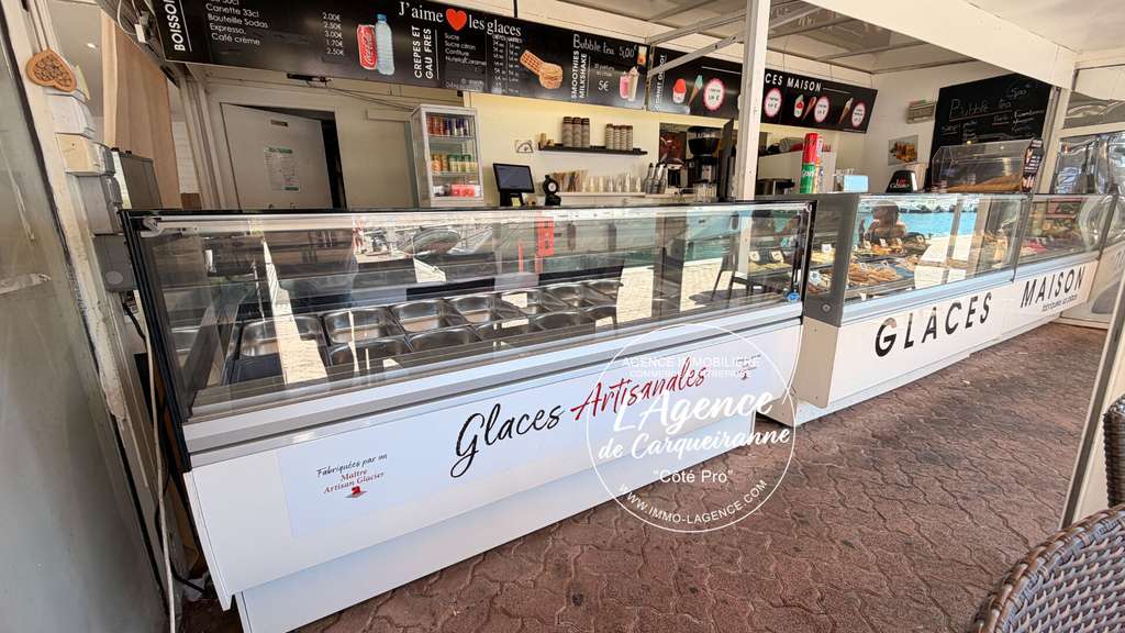 A vendre FDC glacier sur le port de Hyères