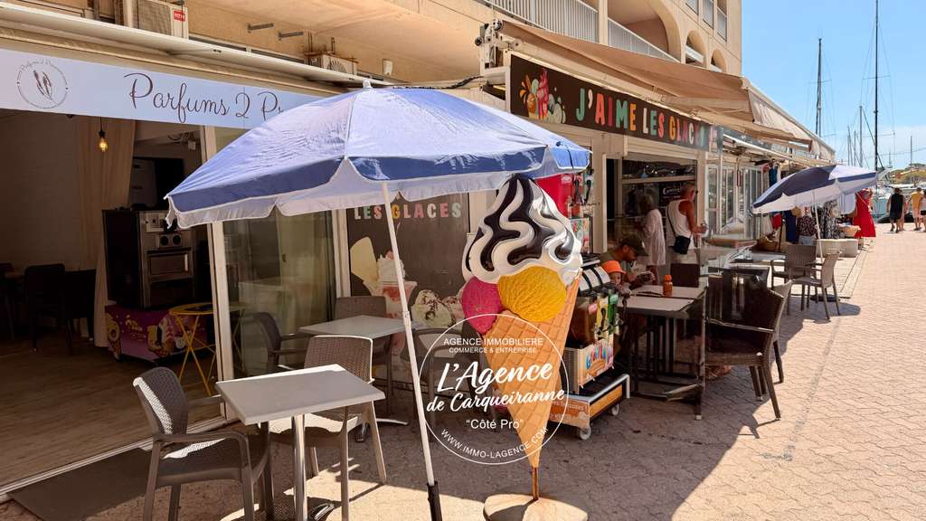 A vendre FDC glacier sur le port de Hyères
